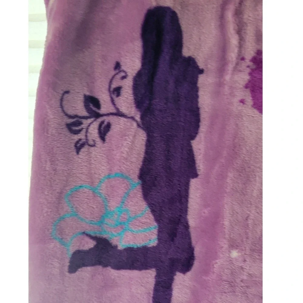 Disney Hannah Montana 20 Years Plush Throw Blanket Purple 50x70 Super‎ Soft NWT